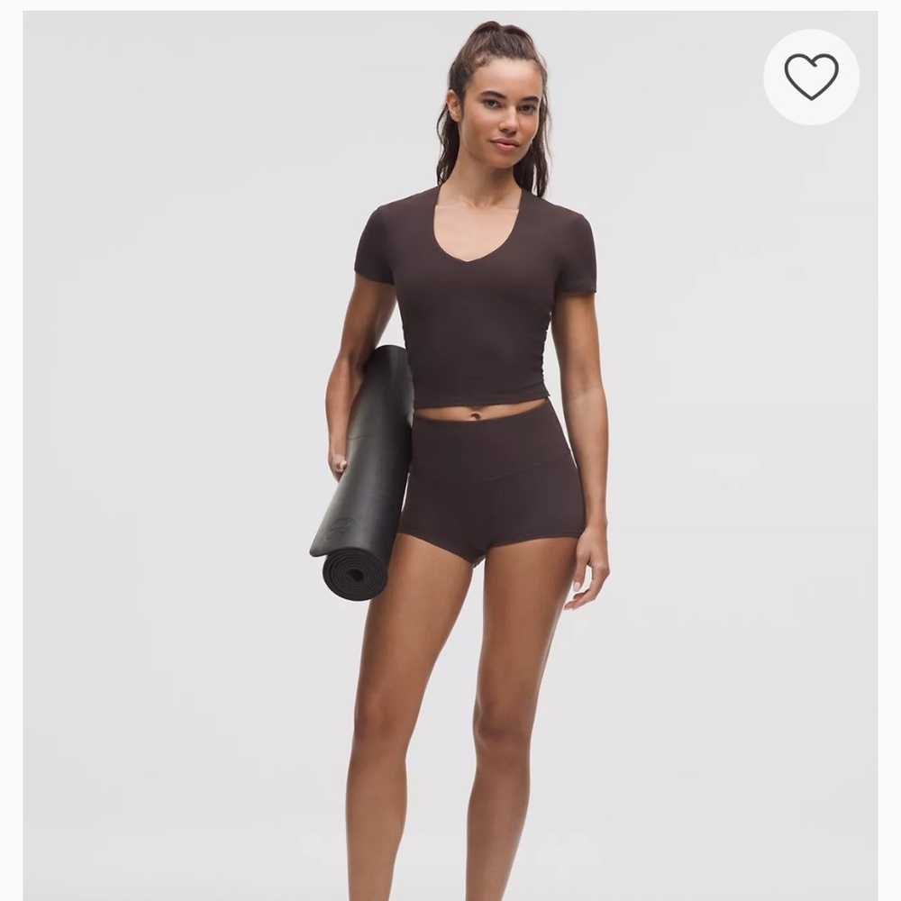 Lululemon top size 4